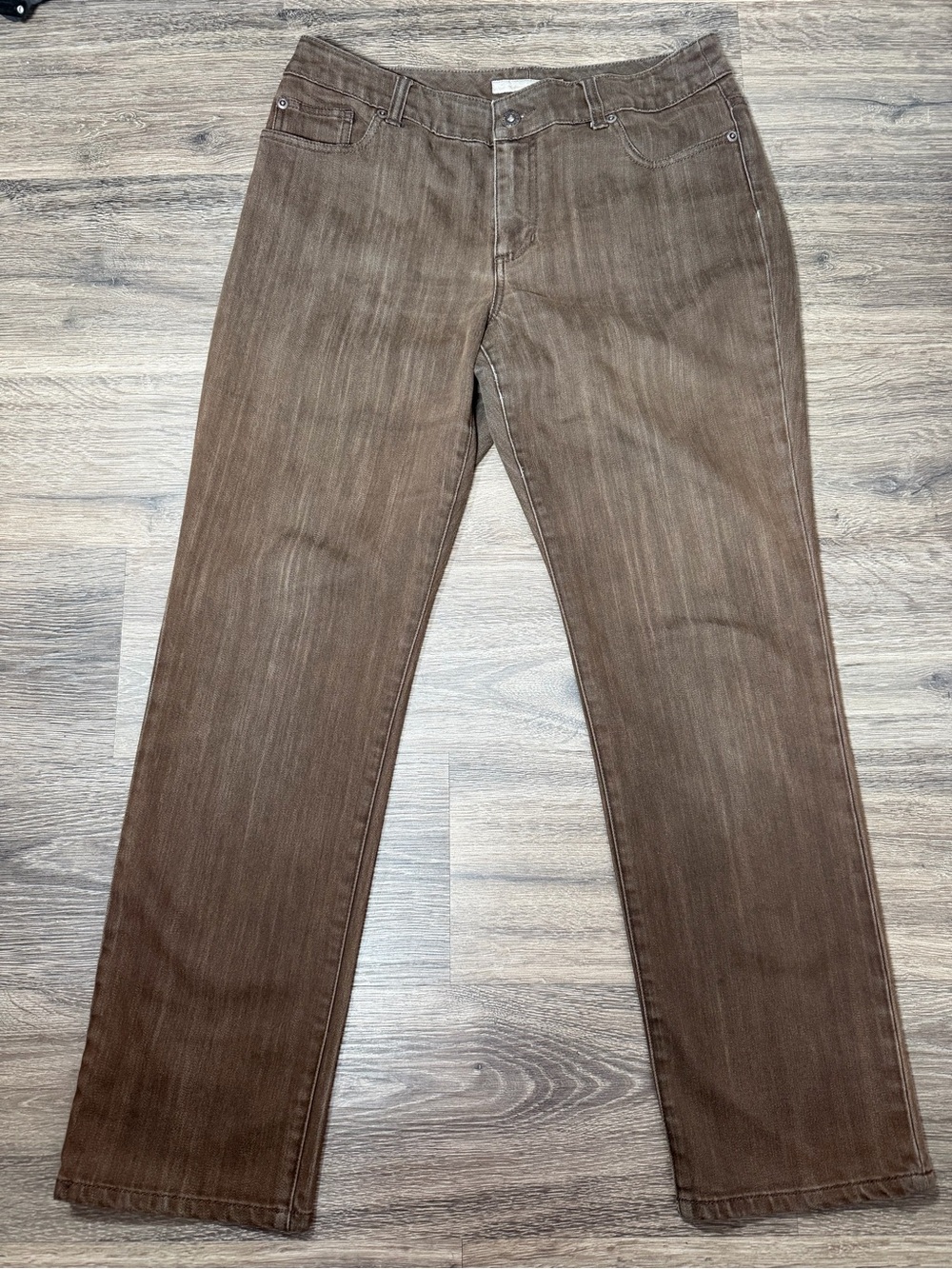 Chico's‎ Platinum Ultimate Fit Slim Leg Brown Jeans Women's Size 1 Short